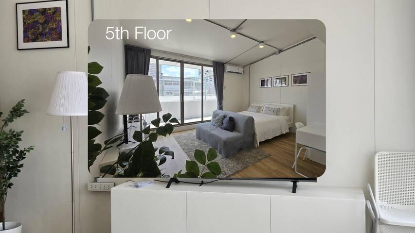 2min BTS-Boat 19PAX 4BR/5 Floors! w/lift gallery image 5