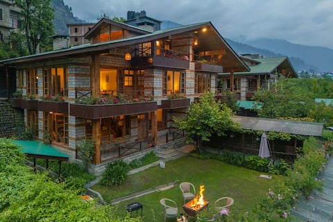 1BR Luxury room Karma@Himalayan Retreat @Manali
