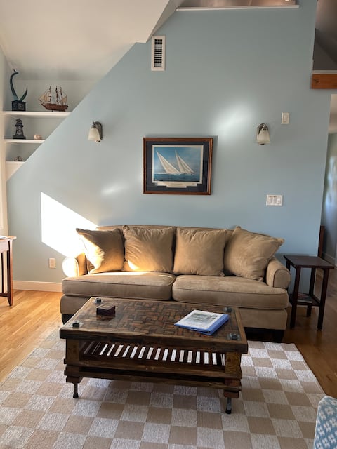 Top performing Airbnb: Ayers Creek Carriage House in West Ocean City