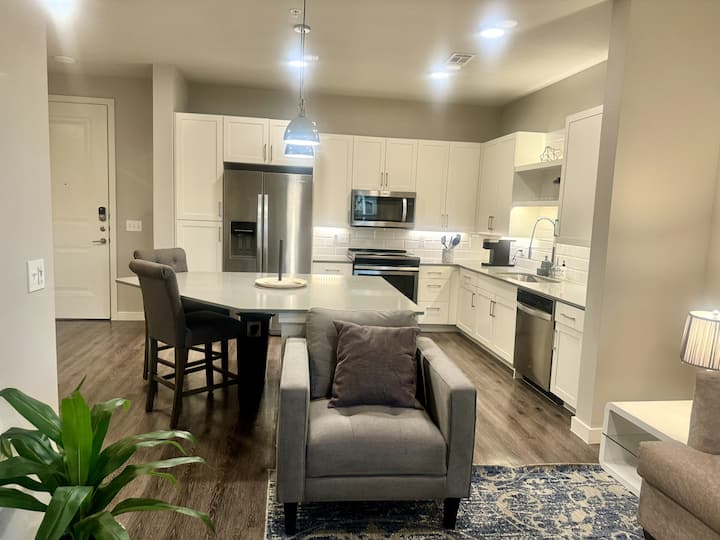 Mck104 – 28 Min To Toyota Base | Sleeps 2 |Parking - McKinney, TX