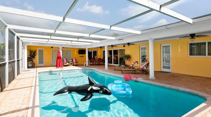 5Bedroom-Heated Pool-Near Beach