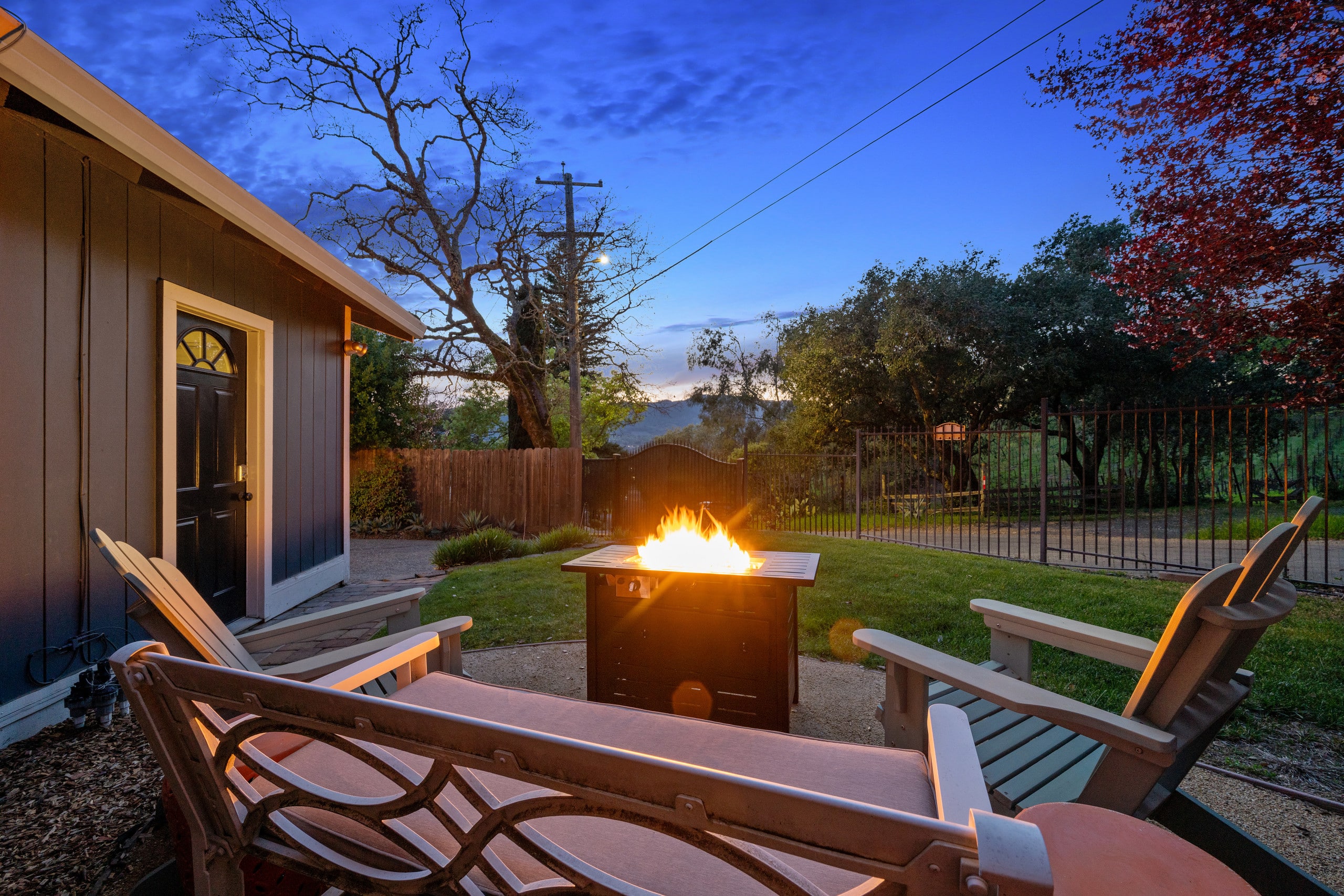 Hilltop Wine Country Retreat with Mountain Views - Photo 73