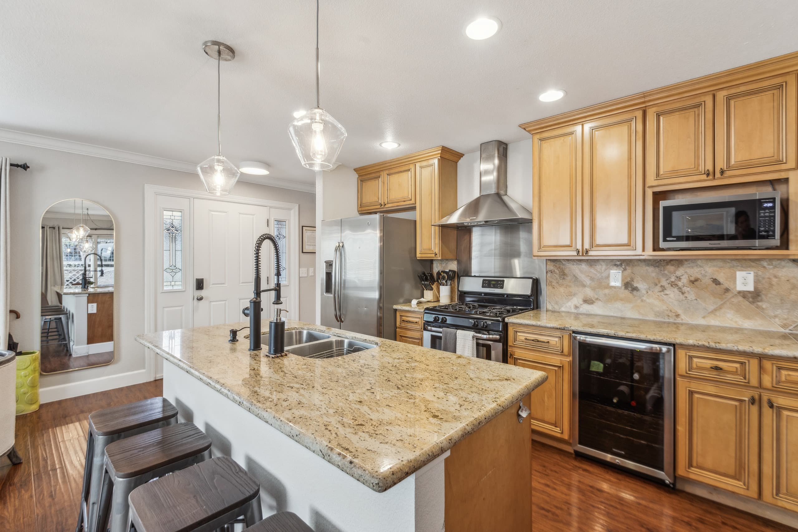 Hilltop Wine Country Retreat with Mountain Views - Photo 13
