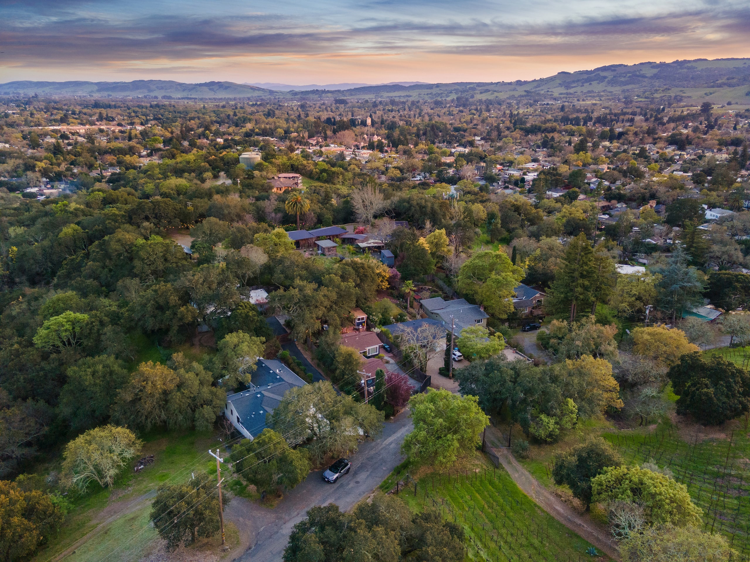 Hilltop Wine Country Retreat with Mountain Views - Photo 80