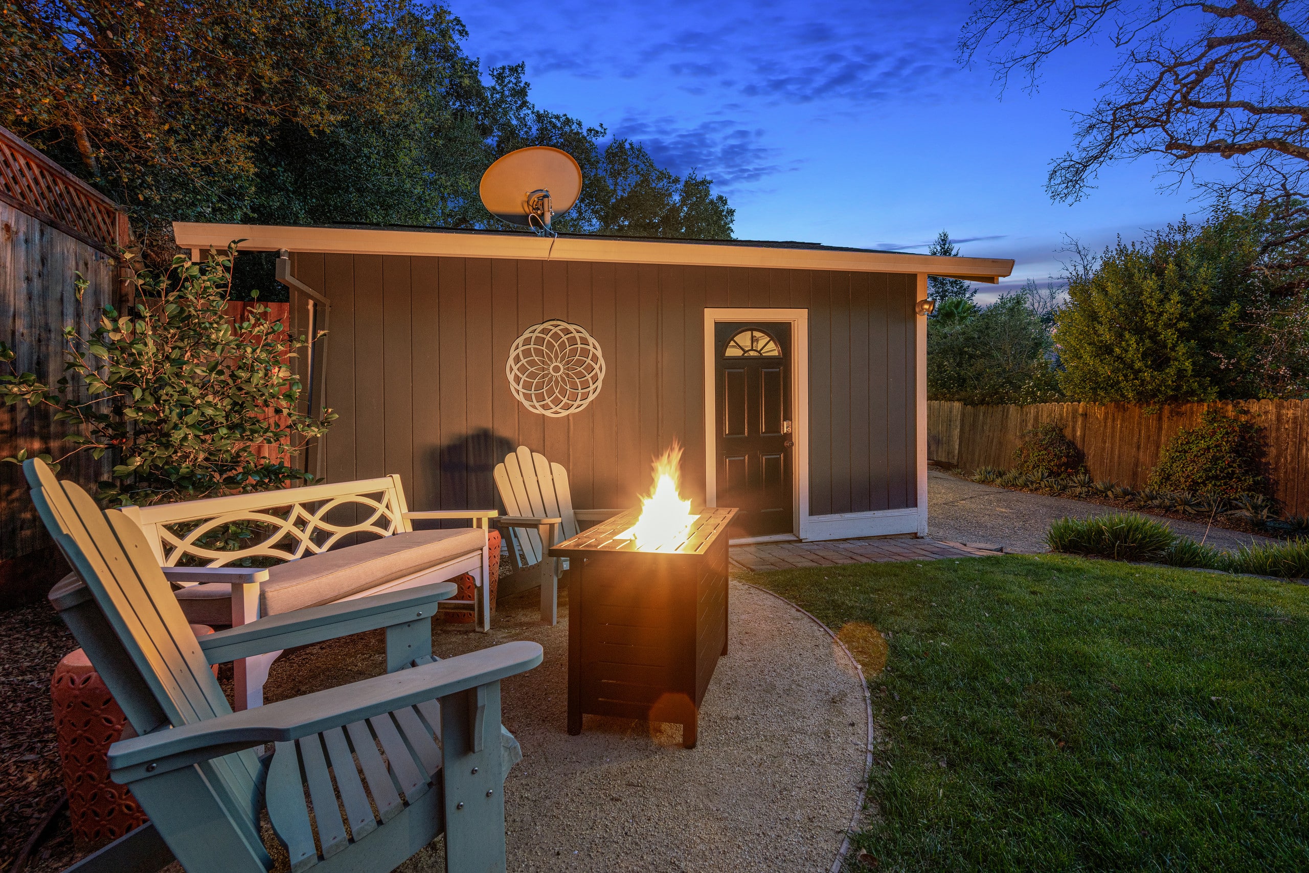 Hilltop Wine Country Retreat with Mountain Views - Photo 74