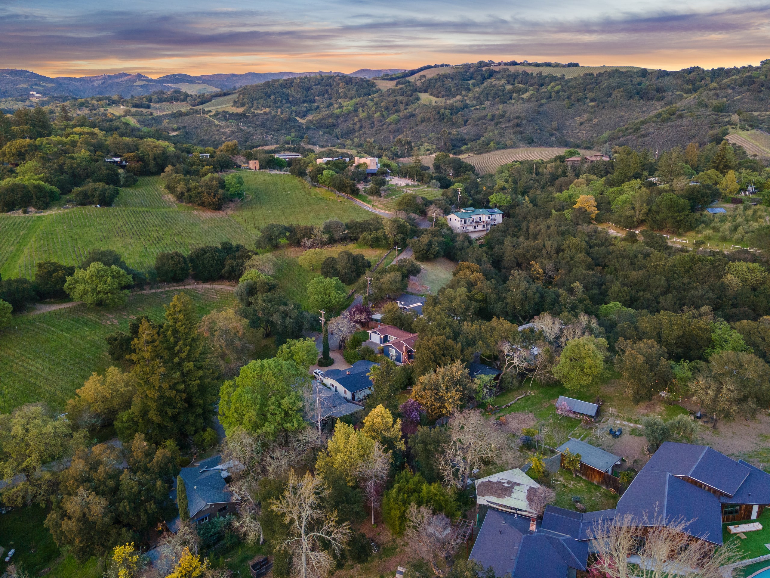 Hilltop Wine Country Retreat with Mountain Views - Photo 82