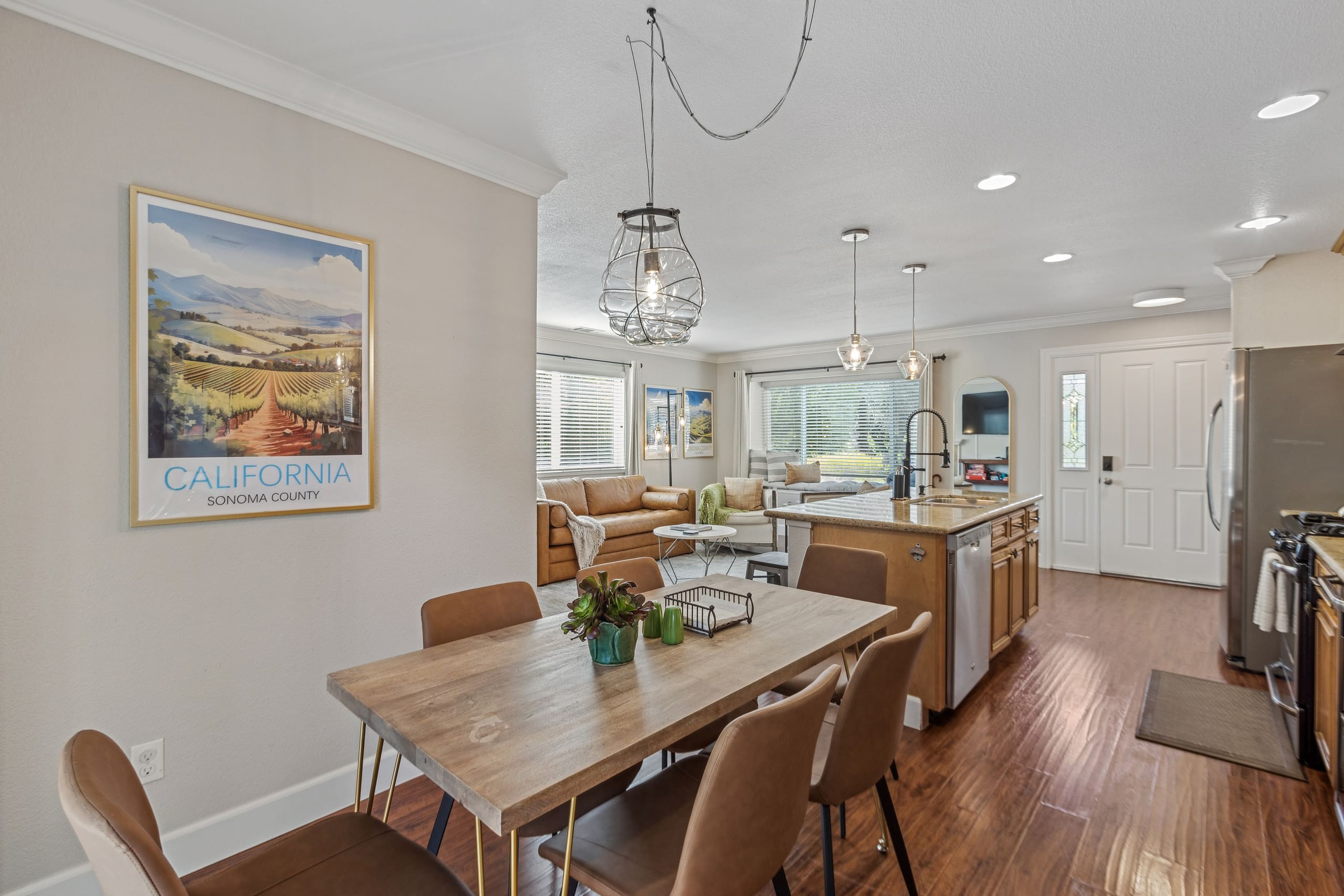 Hilltop Wine Country Retreat with Mountain Views - Photo 21