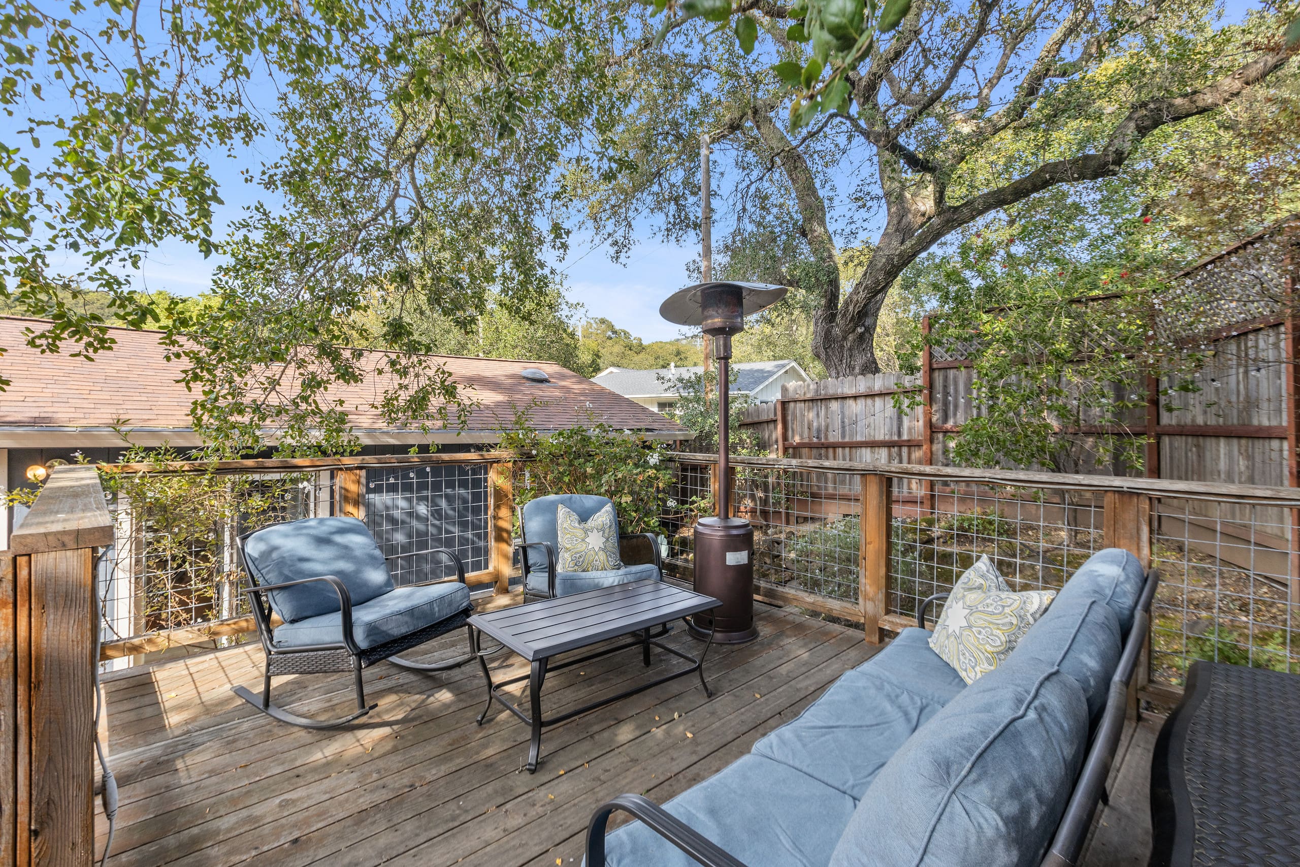 Hilltop Wine Country Retreat with Mountain Views - Photo 47