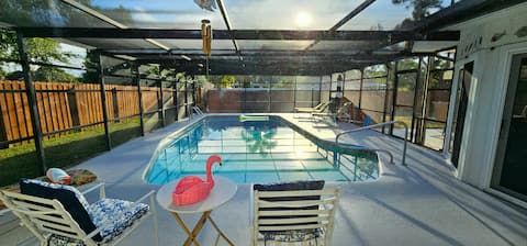 Cozy home, all fenced, salt water pool, game room