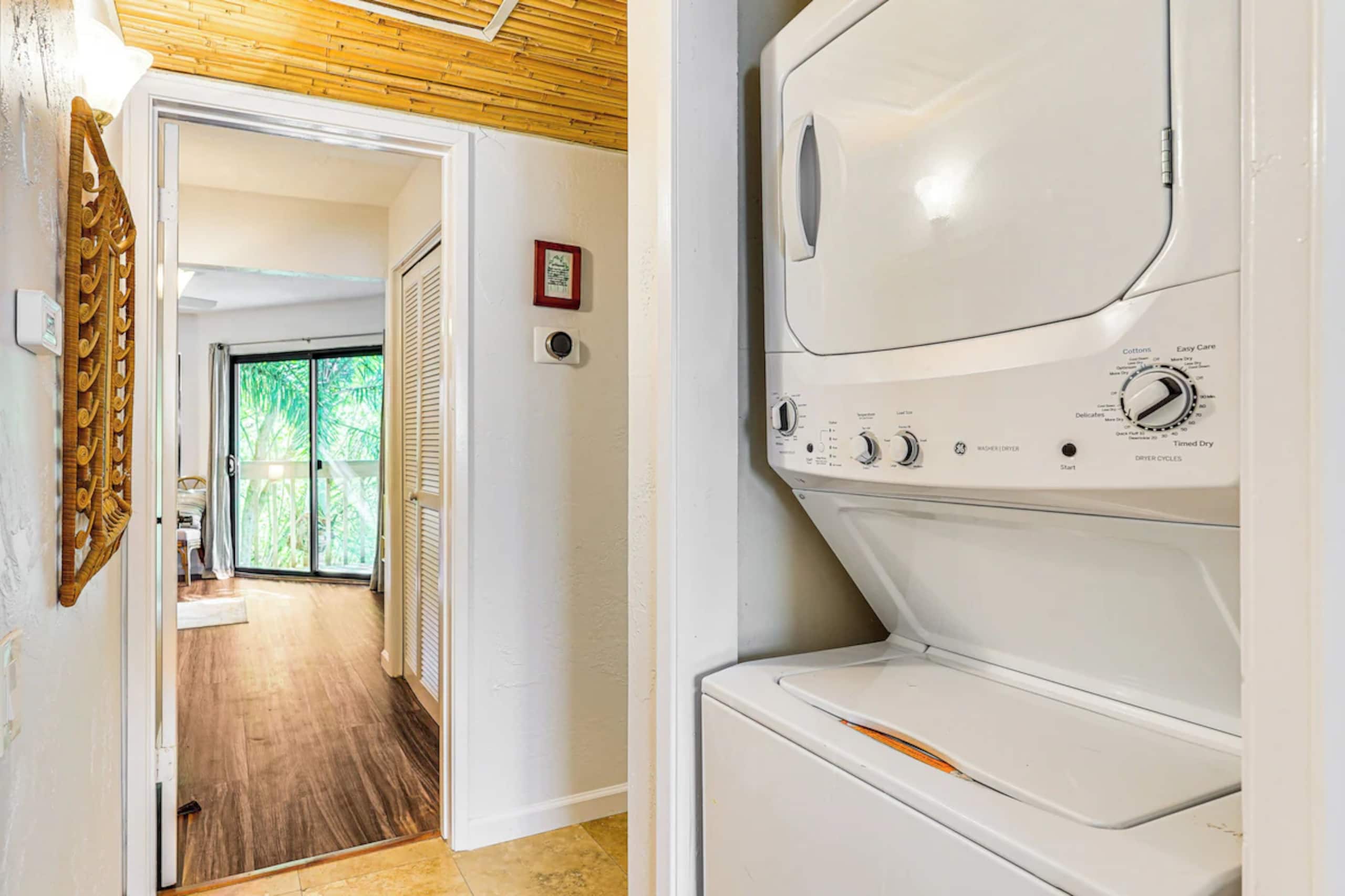 Condo in Kailua-Kona · ★4.48 · 2 bedrooms · 4 beds · 2 private baths - Image 37