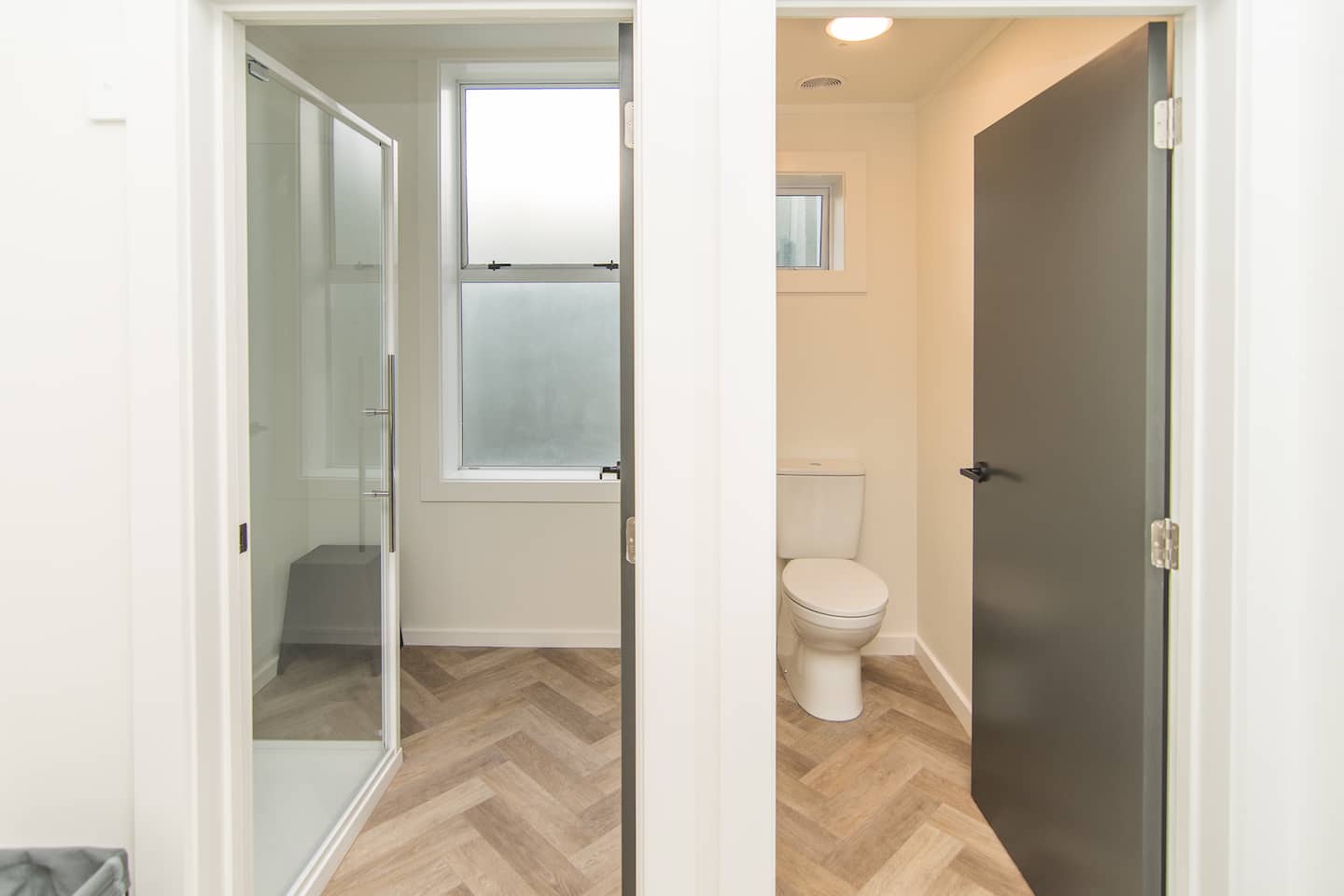 Modest Double Room With Shared Bathroom 5