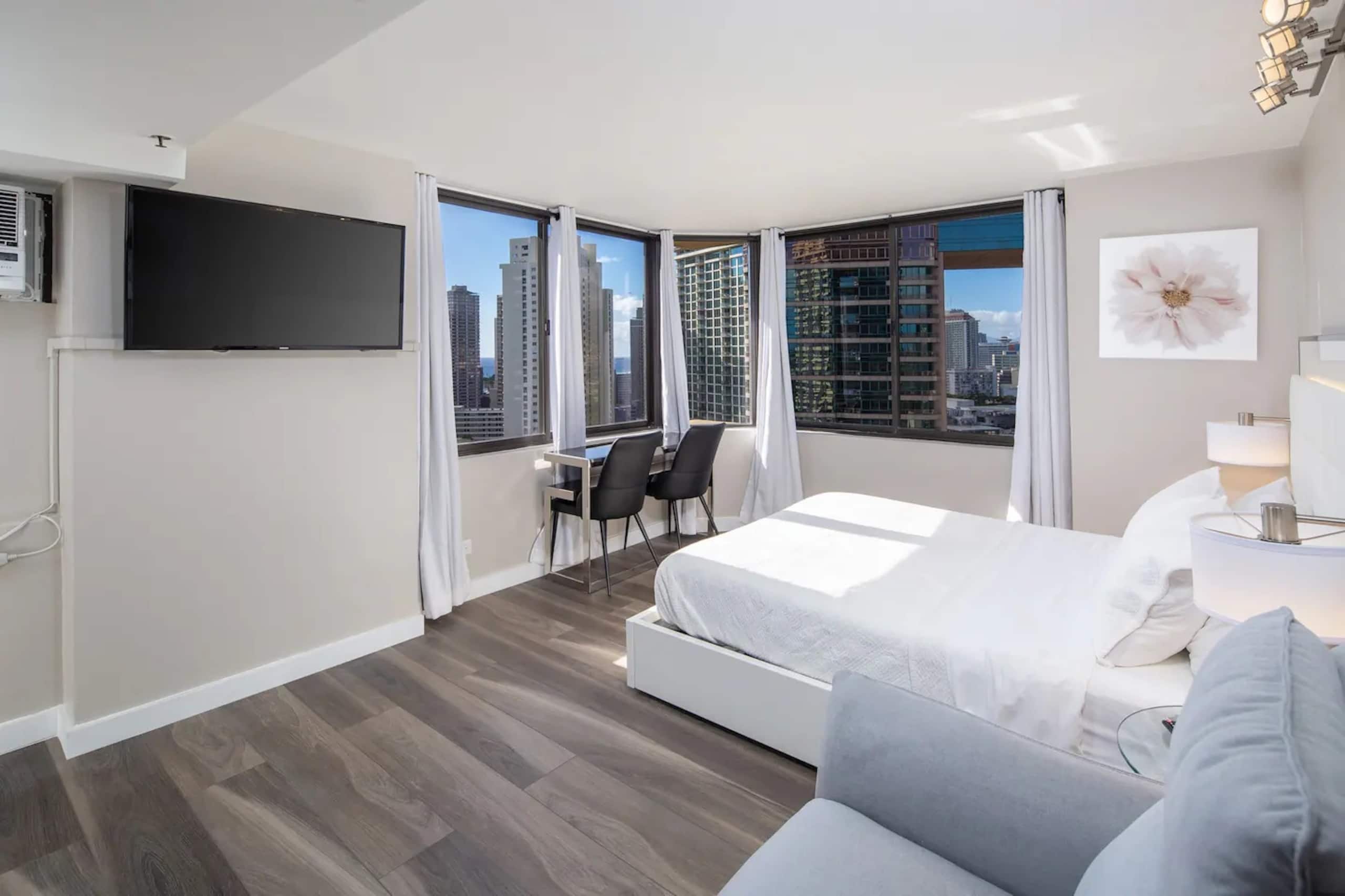 Hotel in Honolulu · ★4.78 · 1 bedroom · 1 bed · 1 private bath - Image 13