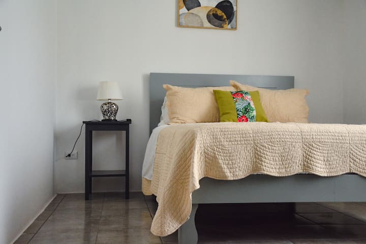 საძინებელი 1