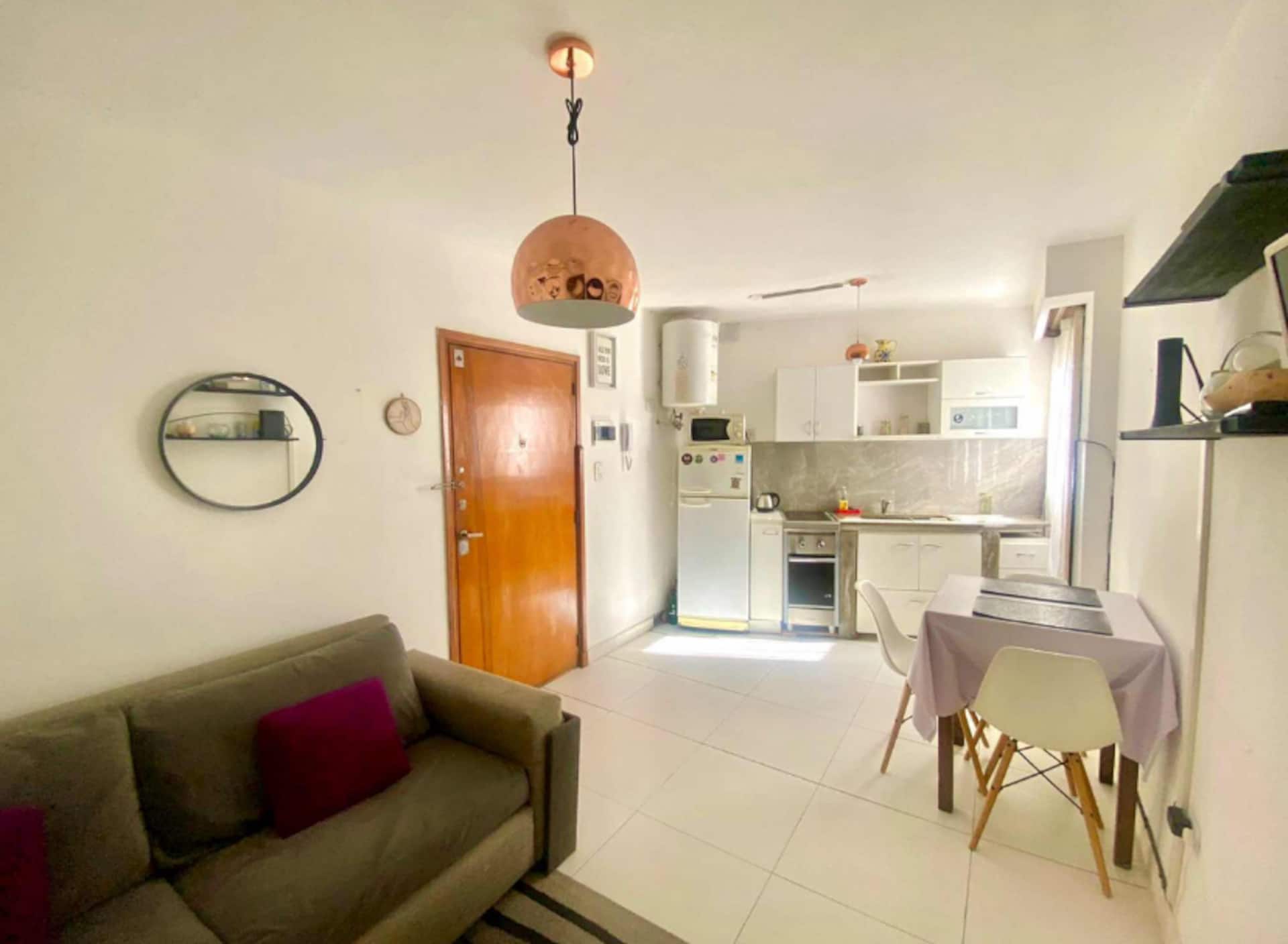 Home.Uriburu is Comfortable/Economical/Conveniently Located