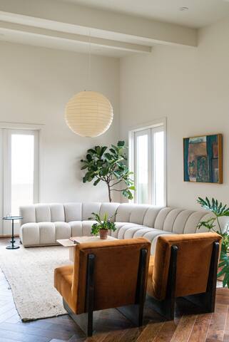 Constance by Dear Valentine gallery image 2