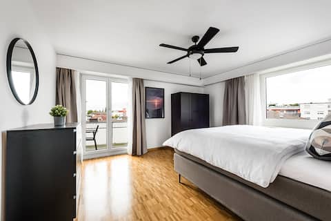 SOHO 4A (Free Parking)