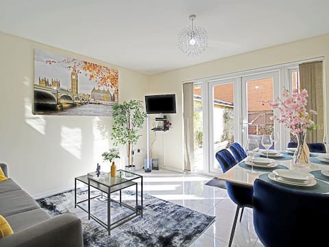 4BDR Excellent Home RG2 - Free Parking