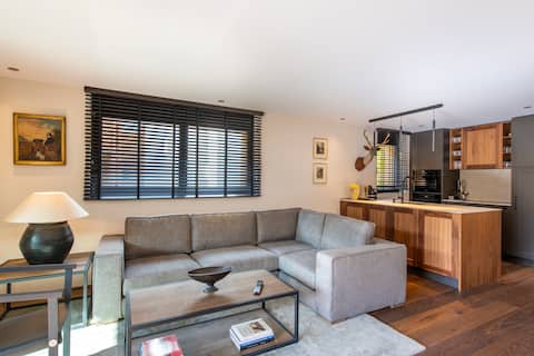 Popular Airbnb listing: Stylish NEW 2 Bedroom * Matterhorn View * in Zermatt