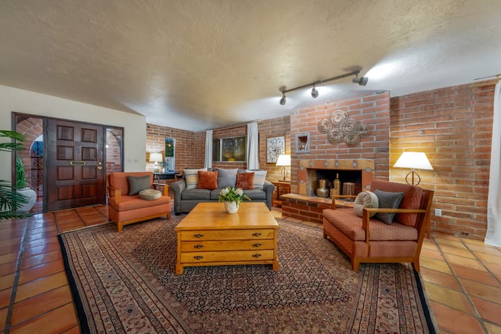 Sam Hughes | U Of A | 3 Br 2 Ba | Fenced | Carport - Tucson, AZ