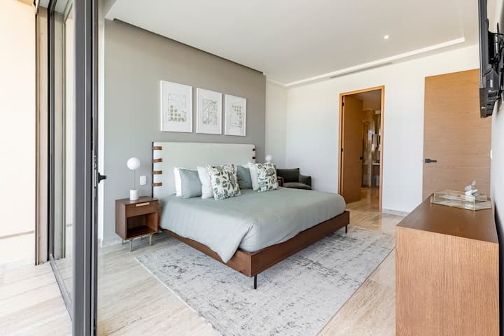 卧室4 -特大号床