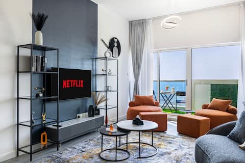 Sleek nordic style seaview condo