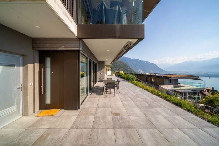 Modern 5-Star Stay in Glion | Underfloor Heating gallery image 2