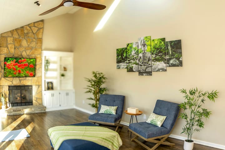 Serene Ridge Retreat – Unwind & Rejuvenate gallery image 2