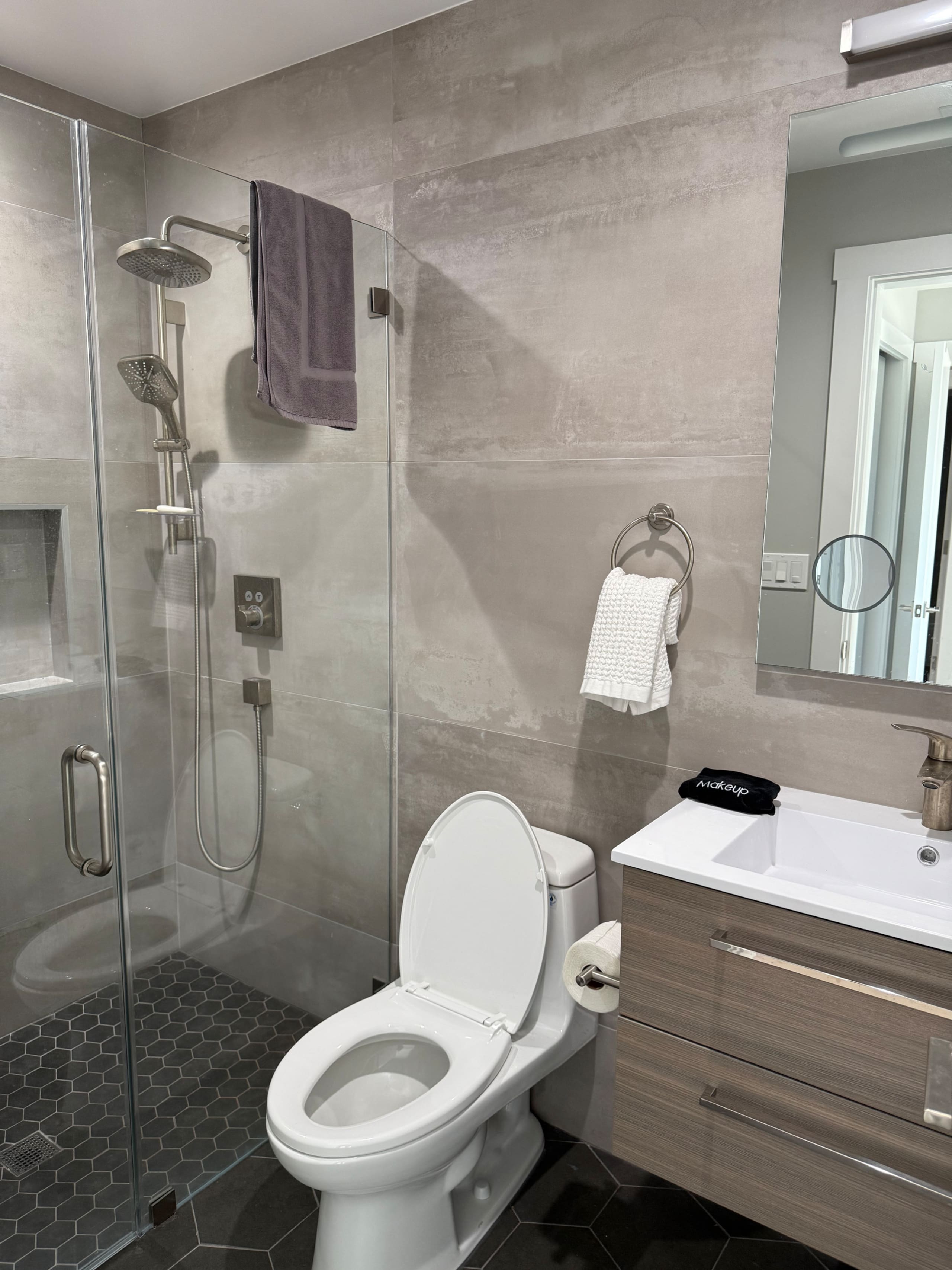 Place to stay in San Francisco · ★5.0 · 2 bedrooms · 3 beds · 2 baths - Image 12