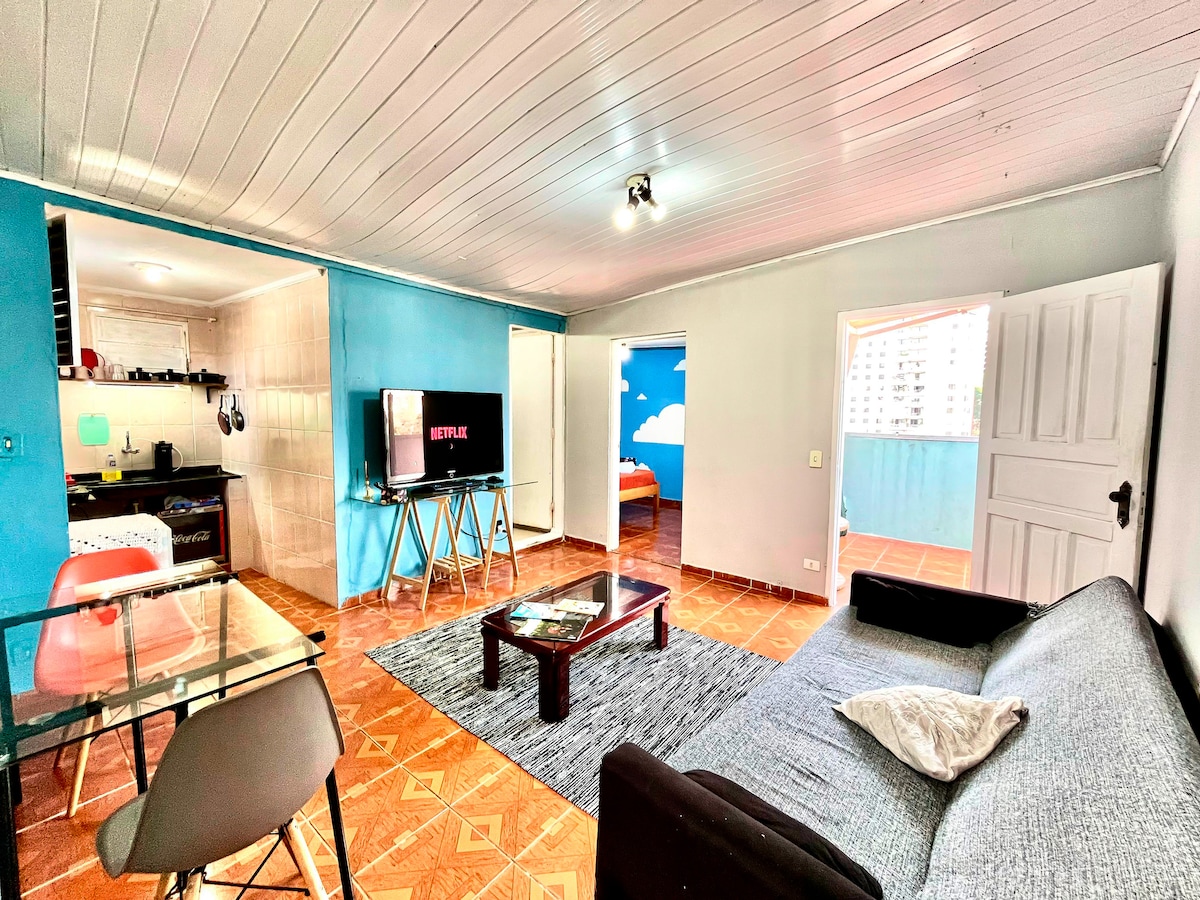 Top Airbnb: The Balcony of the Village - Batman's Alley Flat em Pinheiros