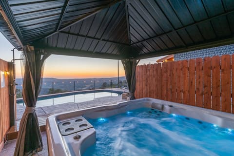 Luxe 20-Acre View Estate | Pool, Spa, Game Studio