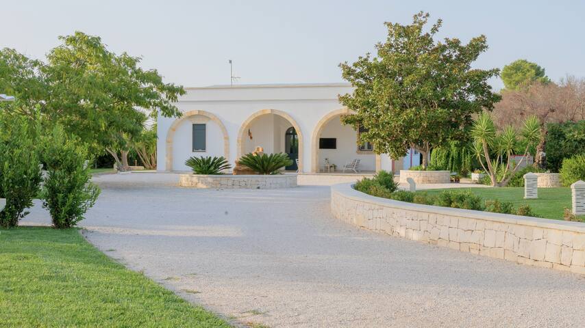 • Dimora Zammarrico • Private Villa in Apulia gallery image 4