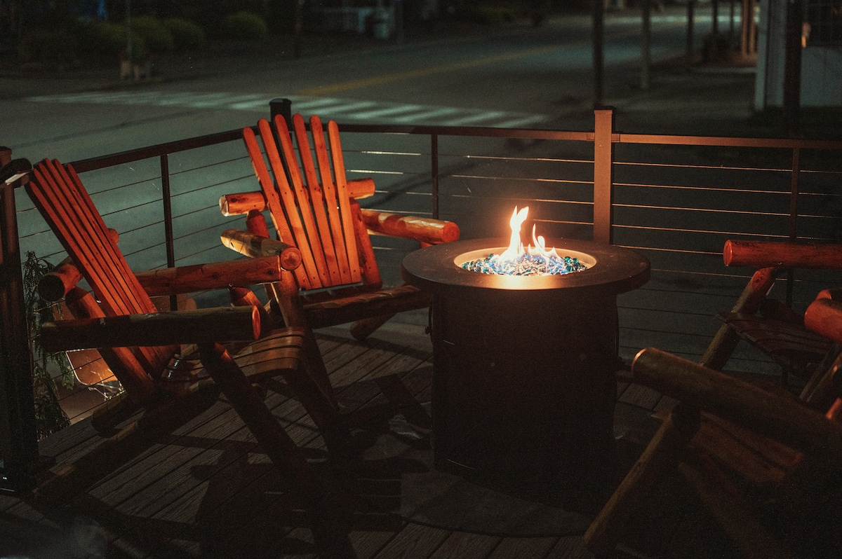 Lil Tio Features A Front Deck w/ Propane Firepit + Grill and Outdoor Dining. Walk To The Allegheny River Just 5 Minutes Away! at Lil Tio in Tionesta