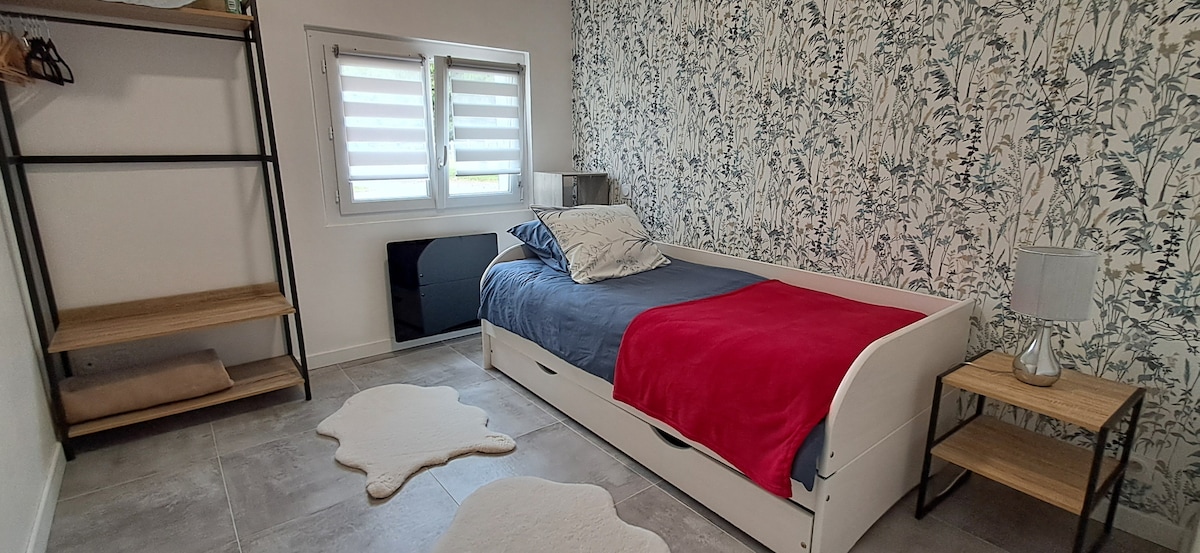 cama modificable  (180 o 2 veces 90 o una vez 90)