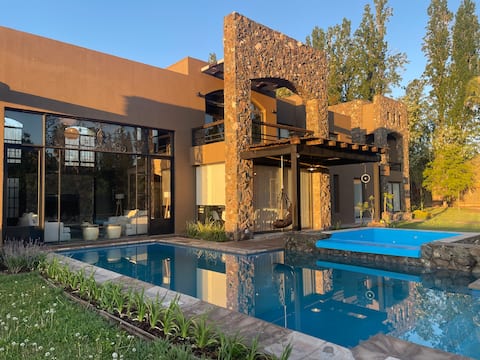 Casa Prana – Entire property, luxury villa