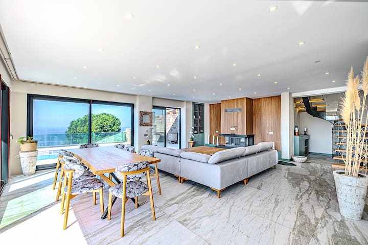 Yalıkavak’ta Deniz Manzaralı Lüks Villa - Yalıkavak