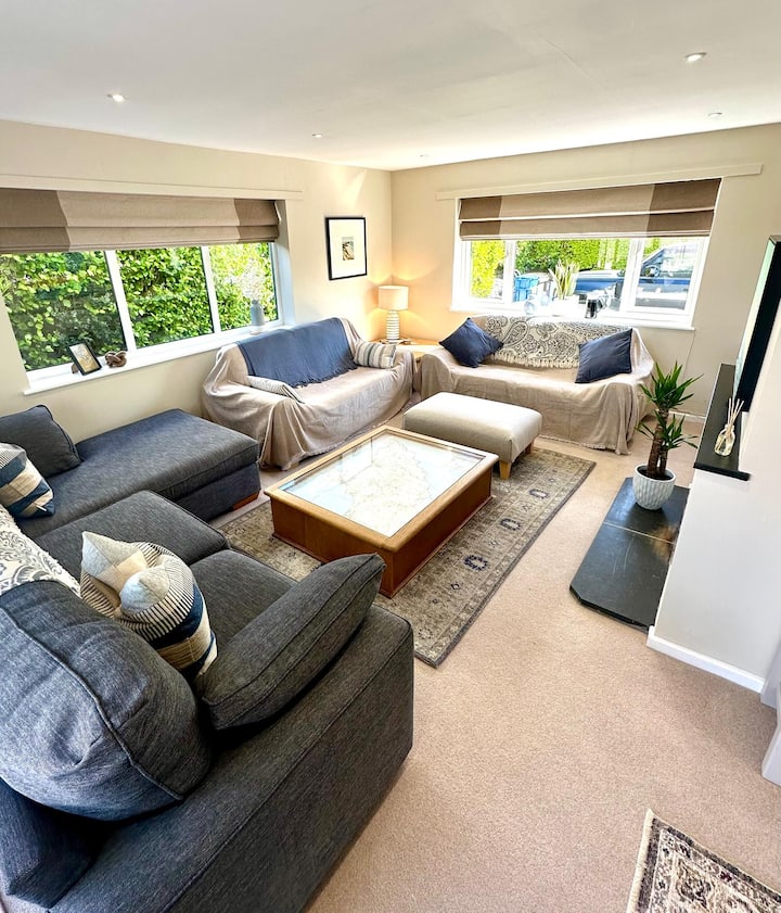 Luxury 5 Bed House Abersoch Centre, Hot Tub, Beach - Abersoch