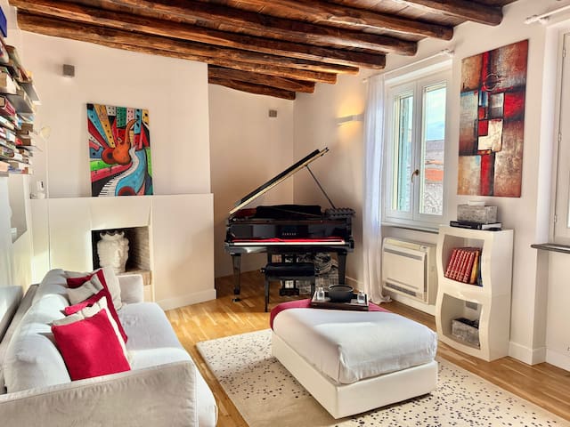 Vetrina Roma – Stay in Luxury