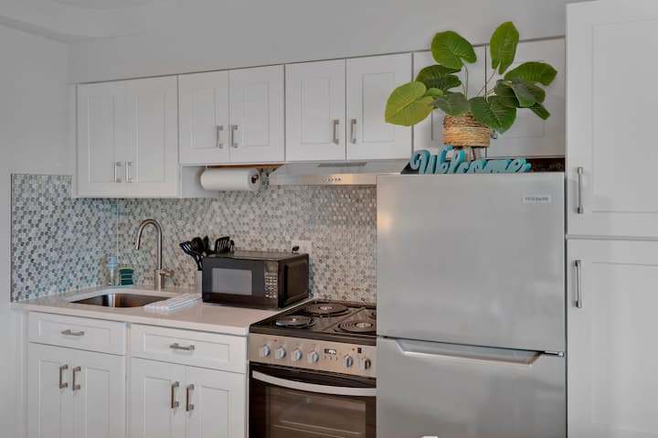 Cute Efficiency On Nokomis Beach - Venice, FL