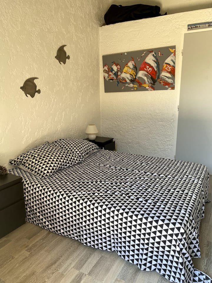 غرفة النوم 2