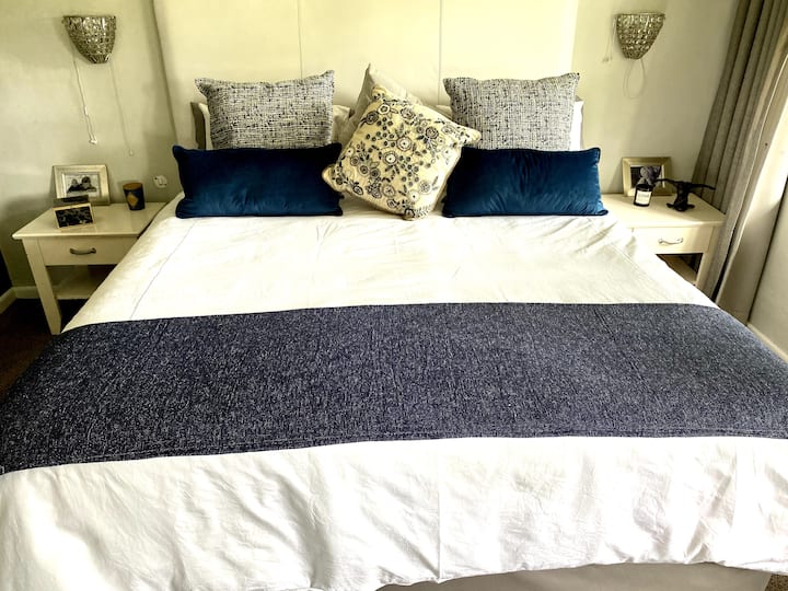 საძინებელი 1