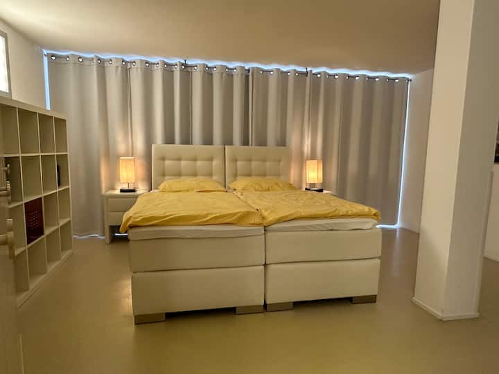Schlafzimmer 4