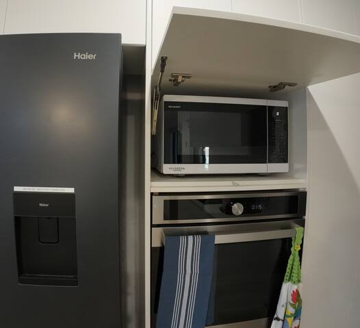 Resort Life for everyone + your pets. 4 BRMS gallery image 5