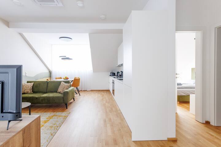 #GreenCityLiving 70m2 Hideaway with AC gallery image 5