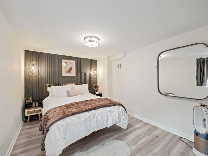 ห้องนอนควีนไซส์ - ห้องใต้ดิน 