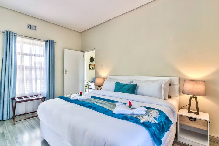 Rondebosch Stay•Study•Work•Holiday in Cape Town gallery image 2