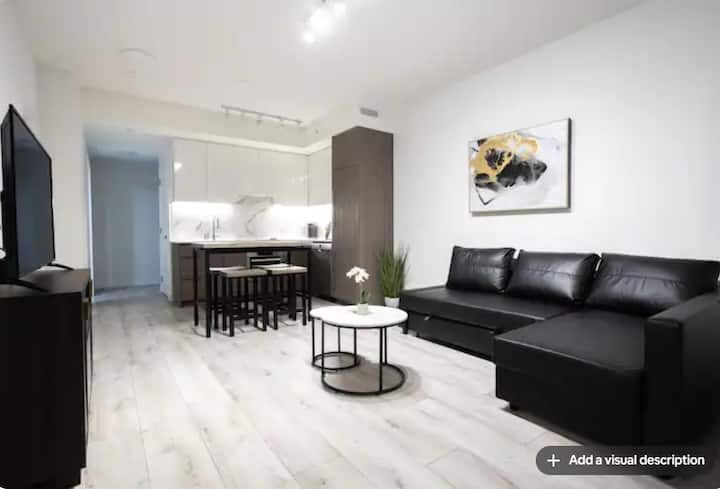 Surrey/gateway Skyline Views 2 Bed 2 Bath - Surrey, BC