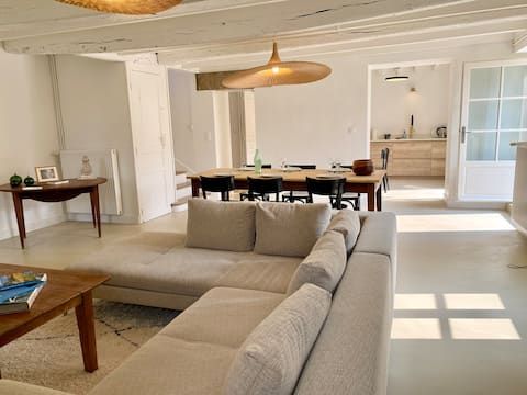 Saint-Lunaire House, 700 m from the beach, garden