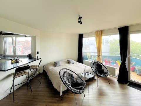 Top Airbnb: quiet penthouse in hipster area in Linden Nord