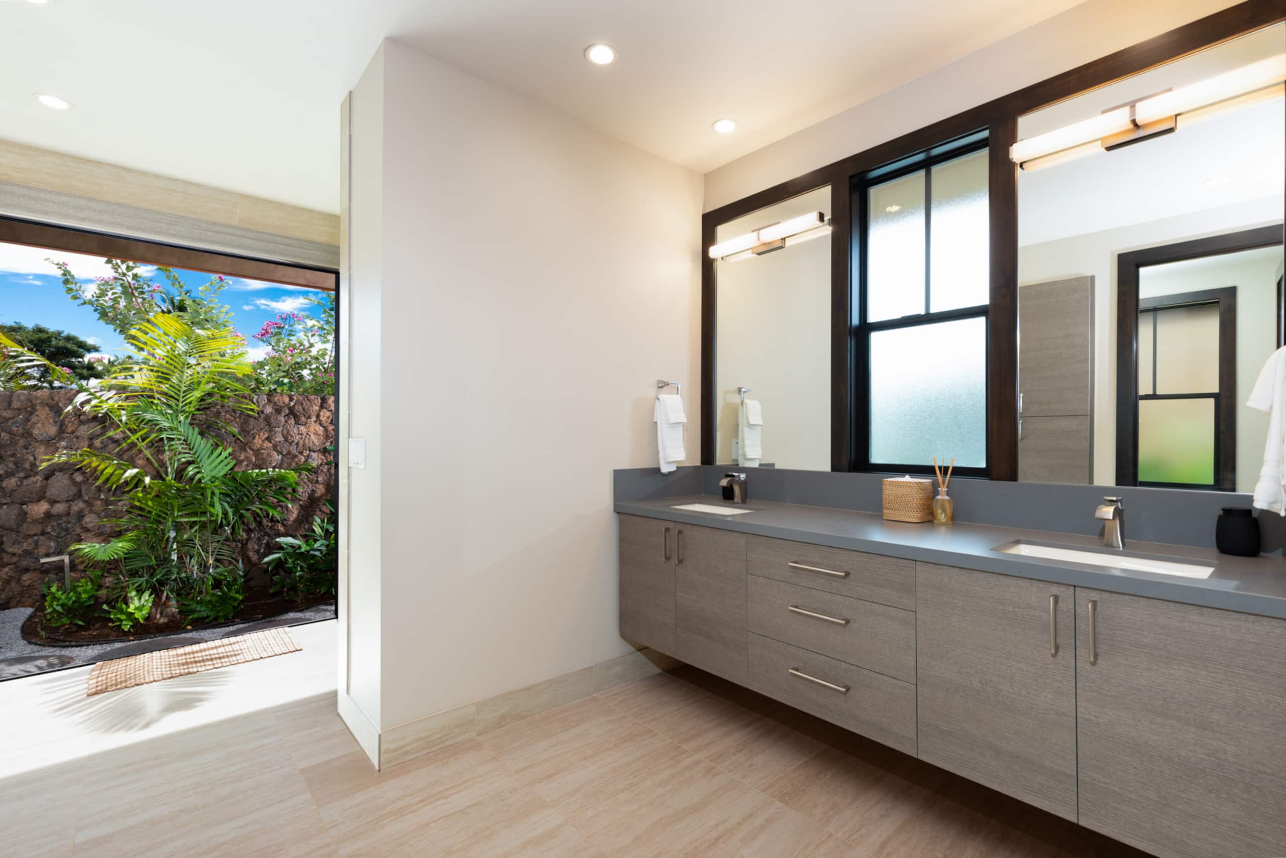 Home in Waimea · ★4.83 · 4 bedrooms · 4 beds · 4.5 baths - Image 15