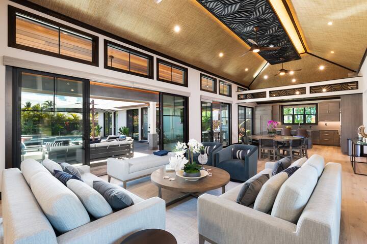 Luxury Nohea home w Pool, Spa & 2 BR Ohana! gallery image 4